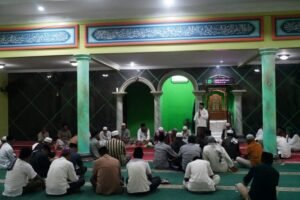 Safari Ramadhan di Weda, Sekda Halteng Ajak Masyarakat Kawal Program Pembangunan