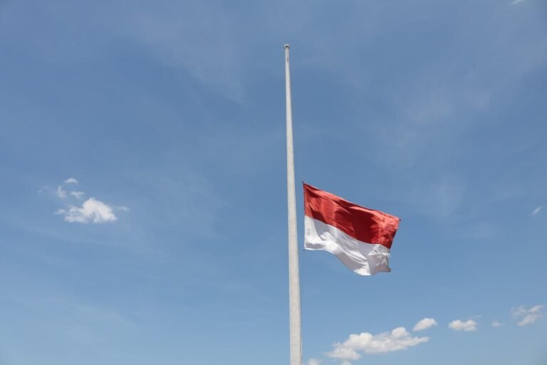 Penghormatan Terakhir untuk Try Sutrisno, Pemerintah Instruksikan Kibarkan Bendera Setengah Tiang