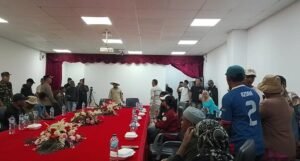 Usai Dialog Tegang dengan Warga, Pihak PT IWIP Pilih Bungkam dan Hindari Wartawan