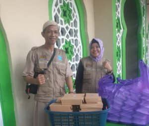 BNM MAKASSAR PEDULI  Jumat Berkah Berbagi di Masjid Darun Naim, BNM Siapkan Peluncuran Gerakan Infak Beras untuk Umat
