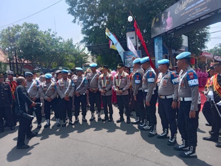 AKBP Bimantoro Kurniawan Resmi Pimpin Polres Cirebon Kota, Estafet Kepemimpinan Berlangsung Khidmat