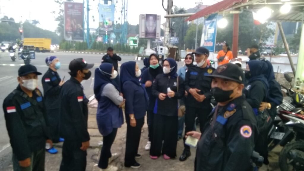 GARDA NASDEM KOTA PONTIANAK PEDULI LINGKUNGAN